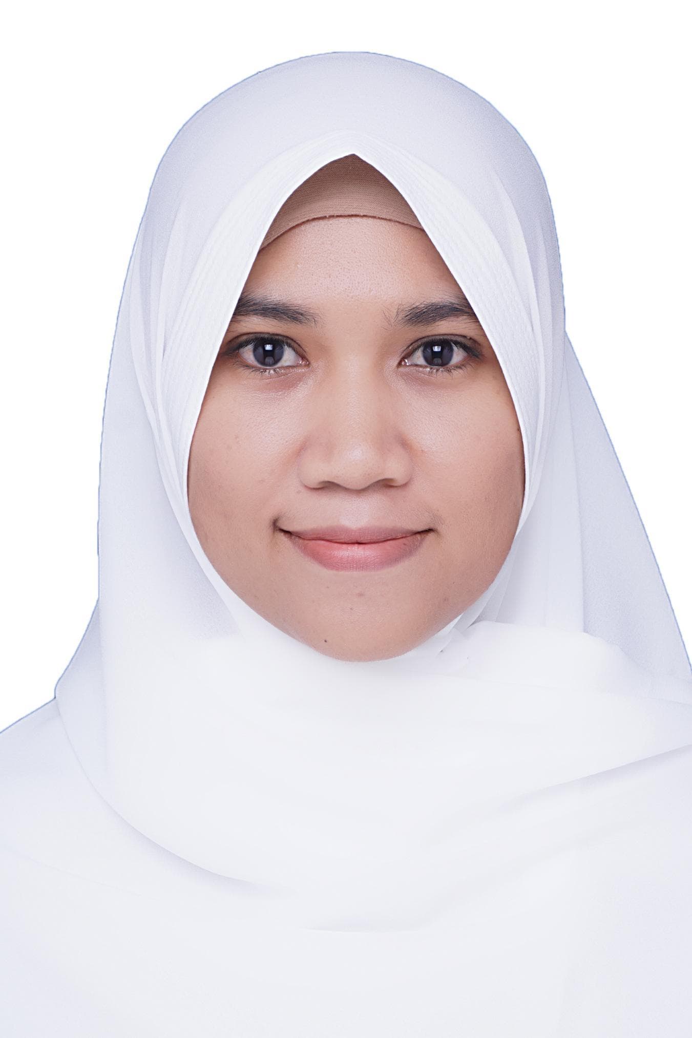Yade Metri Permata S,Farm., M.Si., Apt.