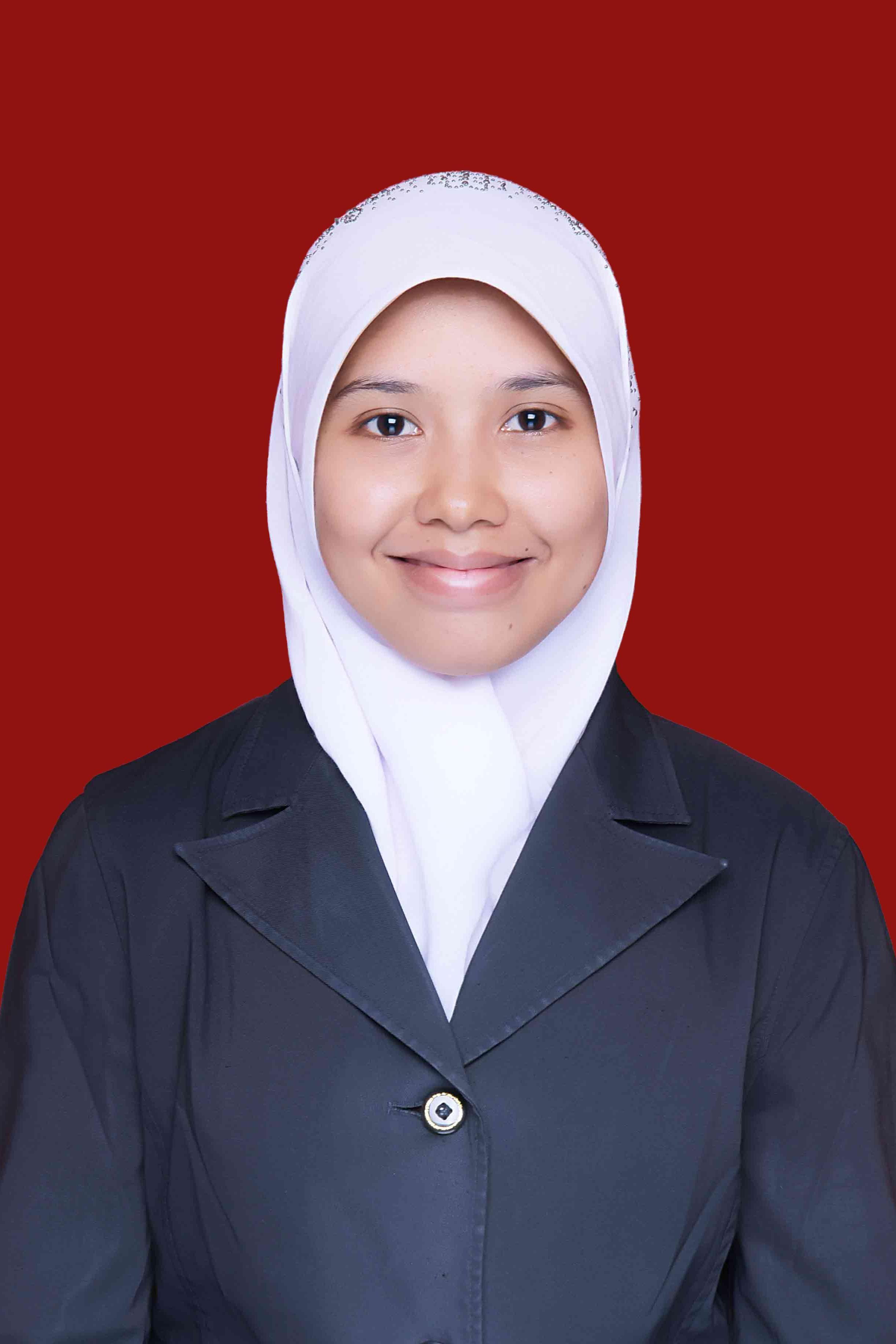Ade Sarah Huzaifah