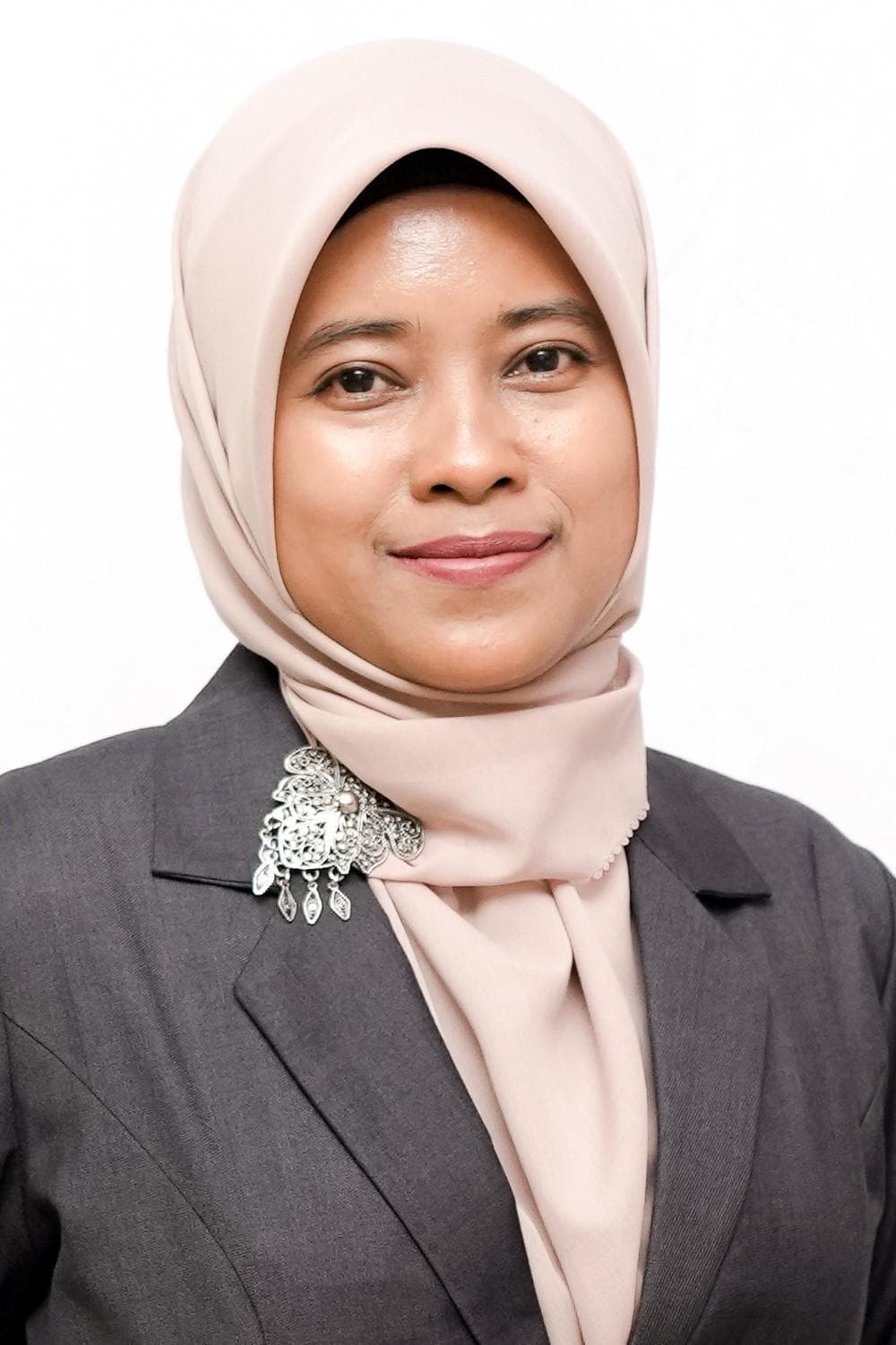 Henny Sri Wahyuni